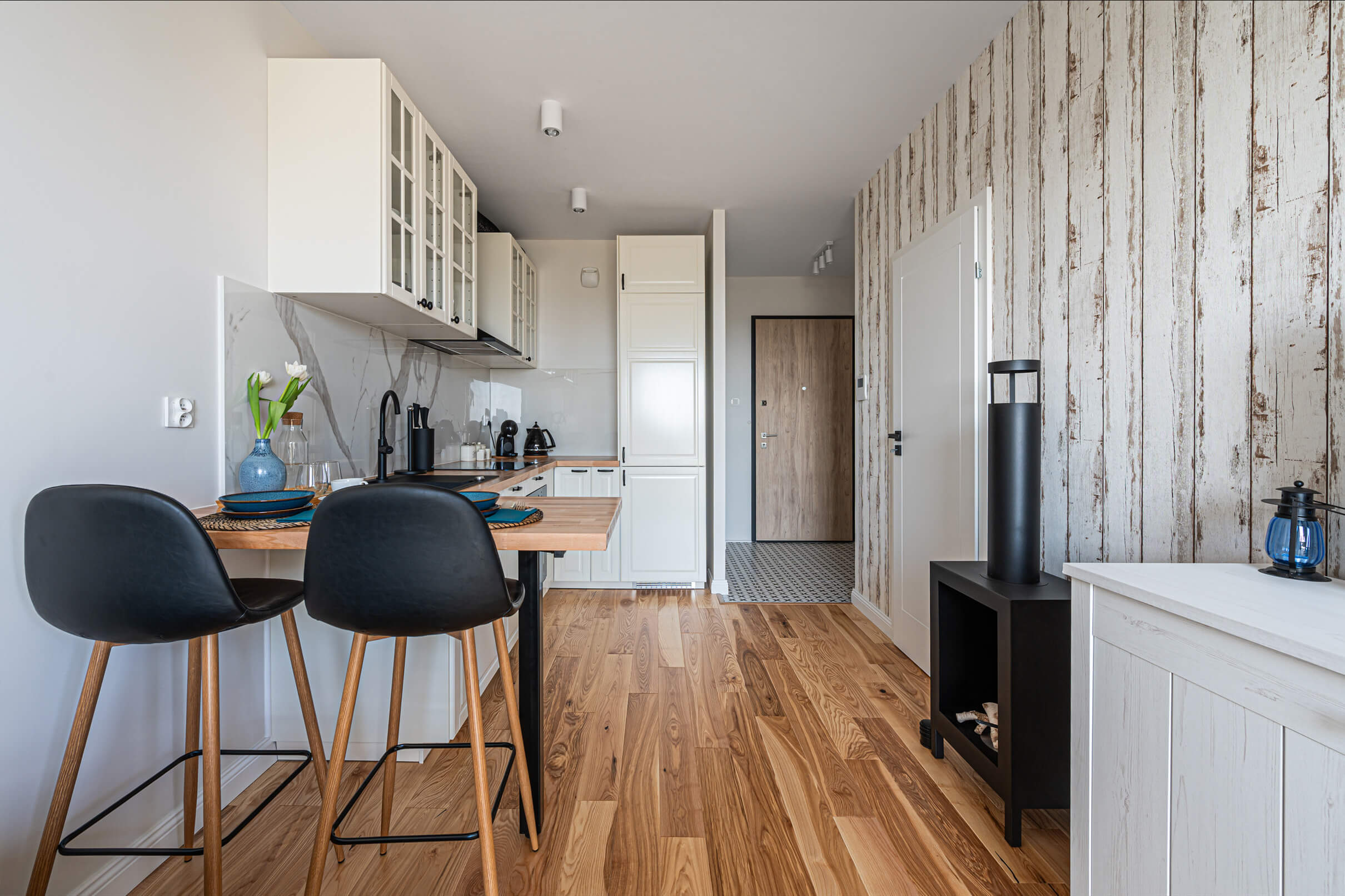 Apartament Morski Nova Letnica Gdańsk – kuchnia z salonem